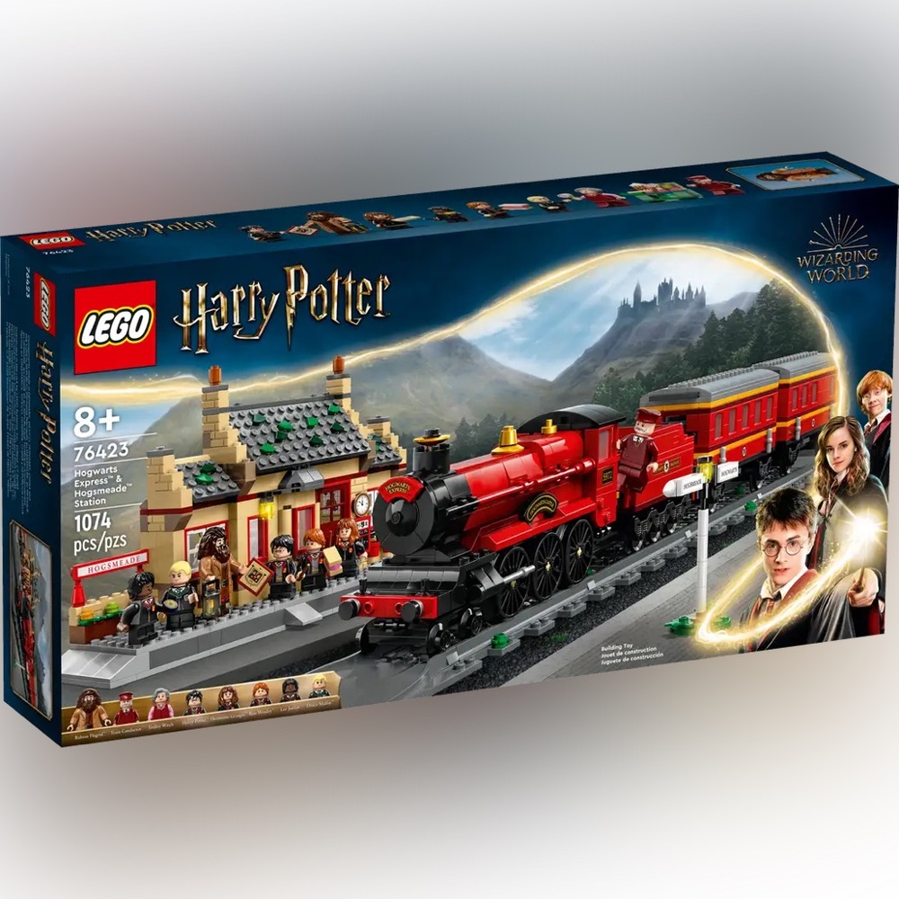 NWT Lego Hogwarts Express Train Set with Hogsmeade Station